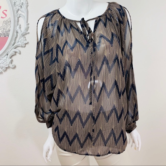 Maude Tops - Maude / Navy Blue Tan Chevron Tunic
